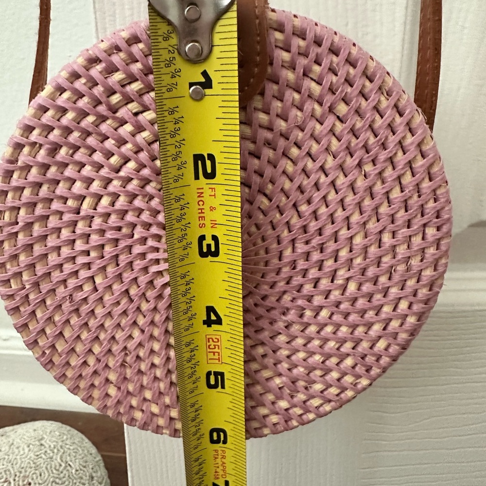 Round Rattan Wicker Woven Crossbody Bag Pink Boho - Picture 7 of 9